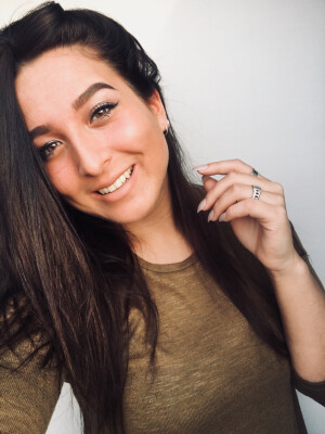 Nine  zoekt een Kamer in Amsterdam