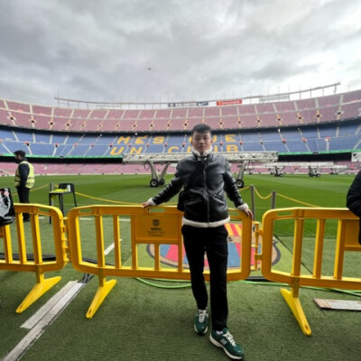 Tenzin zoekt een Kamer / Appartement / Huurwoning / Studio / Woonboot in Amsterdam