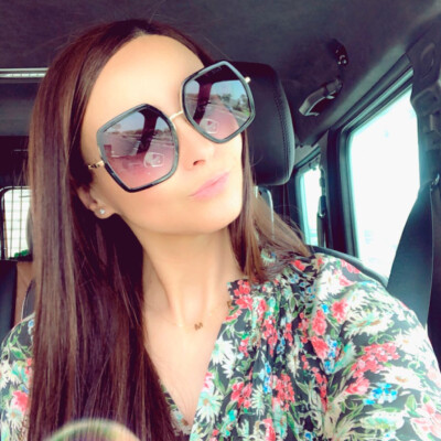 Sam zoekt een Kamer / Appartement / Huurwoning / Studio in Amsterdam