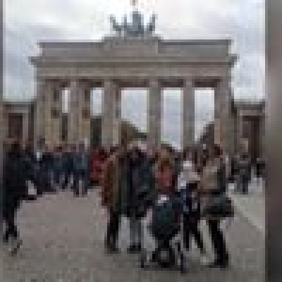 Tanja iris  zoekt een Kamer / Studio / Woonboot in Amsterdam