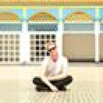 Jona zoekt een Kamer / Huurwoning / Studio in Amsterdam