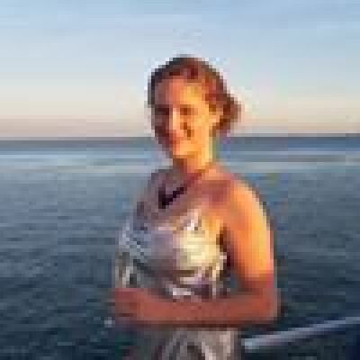 Deborah  zoekt een Appartement / Huurwoning in Amsterdam