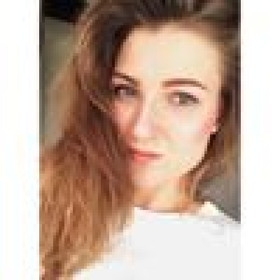 Anne  zoekt een Kamer / Studio in Amsterdam