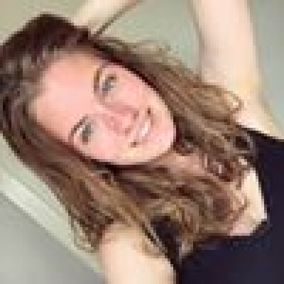 Valencia  zoekt een Kamer / Appartement / Huurwoning / Studio / Woonboot in Amsterdam