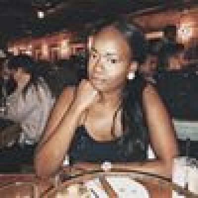 Lucretia  zoekt een Appartement in Amsterdam