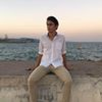 Eduardo zoekt een Kamer / Appartement / Studio in Amsterdam