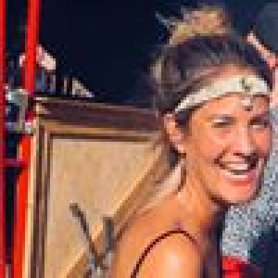 Nina  zoekt een Studio in Amsterdam