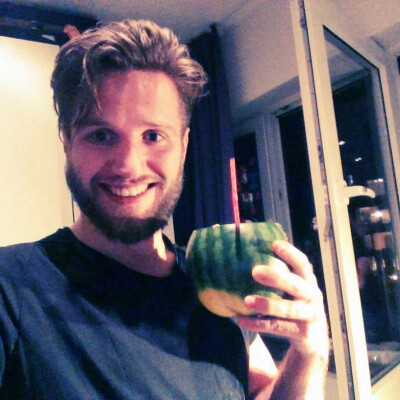 Roland zoekt een Kamer / Studio / Woonboot in Amsterdam