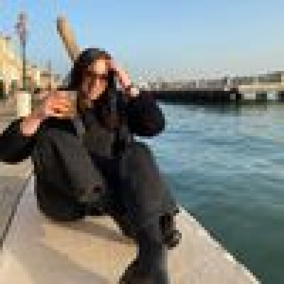 Sofia  zoekt een Kamer / Appartement / Huurwoning / Studio / Woonboot in Amsterdam