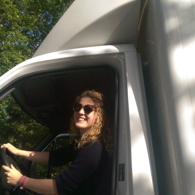 Jenneke zoekt een Appartement / Huurwoning / Studio / Woonboot in Amsterdam