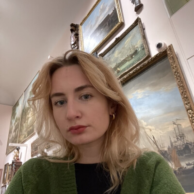 Olya zoekt een Kamer / Appartement / Huurwoning / Studio / Woonboot in Amsterdam