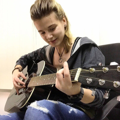 Cristina  zoekt een Studio in Amsterdam