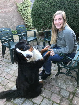 Annelies zoekt een Kamer / Appartement / Huurwoning / Studio / Woonboot in Amsterdam