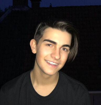 Julian zoekt een Kamer / Appartement / Huurwoning / Studio / Woonboot in Amsterdam