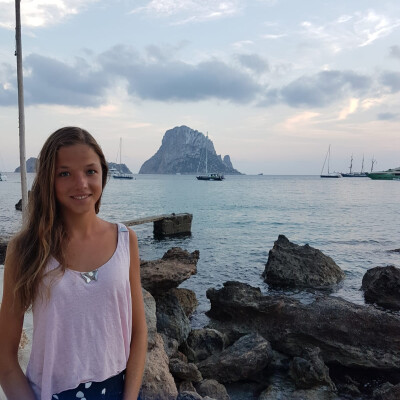 Anna Fleur zoekt een Kamer / Appartement / Studio in Amsterdam