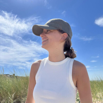 Elisabeth zoekt een Kamer / Appartement / Studio in Amsterdam