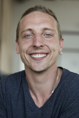 Alexei zoekt een Kamer / Appartement / Huurwoning / Studio / Woonboot in Amsterdam