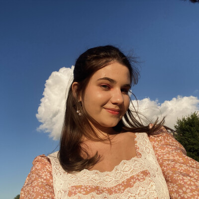 Sofiya zoekt een Kamer / Appartement / Huurwoning / Studio in Amsterdam