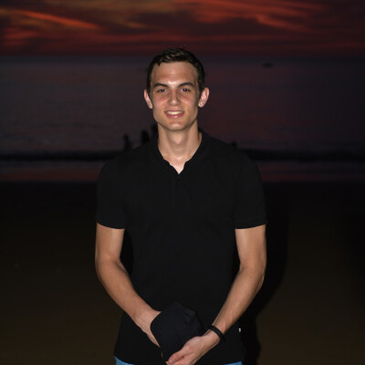 Aaron zoekt een Kamer / Studio in Amsterdam