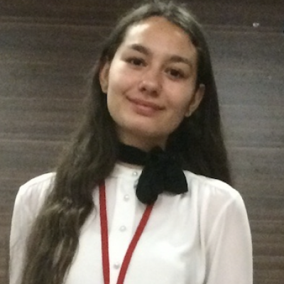 Melisa zoekt een Kamer / Appartement / Huurwoning / Studio in Amsterdam