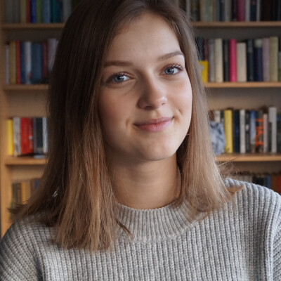 Rosalie zoekt een Kamer / Appartement / Huurwoning / Studio / Woonboot in Amsterdam