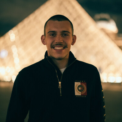 Salvador zoekt een Kamer / Studio in Amsterdam