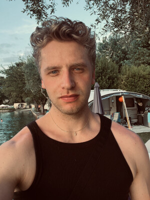 Cas zoekt een Kamer / Appartement / Studio in Amsterdam