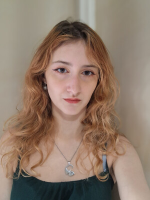 Raluca zoekt een Kamer / Appartement / Studio in Amsterdam