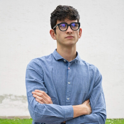 NICOLA zoekt een Kamer in Amsterdam