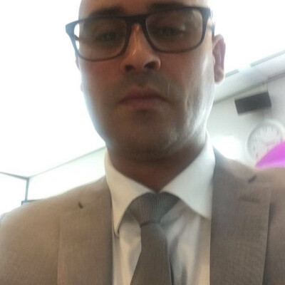 Mohamed zoekt een Kamer / Appartement / Huurwoning / Studio in Amsterdam