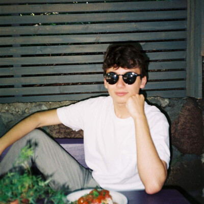 Gvidas zoekt een Kamer / Appartement / Huurwoning / Studio / Woonboot in Amsterdam