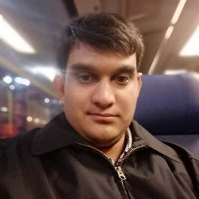 Usman zoekt een Kamer / Appartement / Studio in Amsterdam