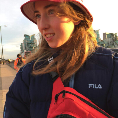 Dide zoekt een Kamer / Appartement / Huurwoning in Amsterdam