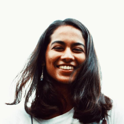 Anjali  zoekt een Kamer / Appartement / Huurwoning / Studio / Woonboot in Amsterdam