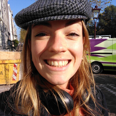 Anna zoekt een Appartement / Huurwoning / Studio / Woonboot in Amsterdam