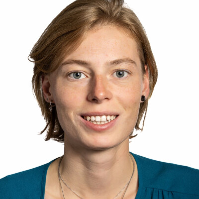 Carmel van Bohemen zoekt een Appartement / Huurwoning / Studio / Woonboot in Amsterdam