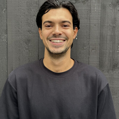 Levi zoekt een Woonboot in Amsterdam