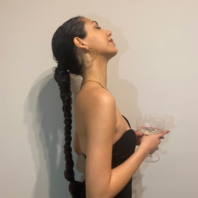 Emmanouela  zoekt een Kamer / Studio / Woonboot in Amsterdam