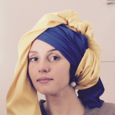 Giulia  zoekt een Kamer / Appartement / Huurwoning / Studio / Woonboot in Amsterdam