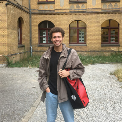 Jonas zoekt een Kamer in Amsterdam