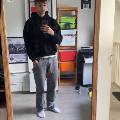 Tom zoekt een Kamer / Appartement in Amsterdam