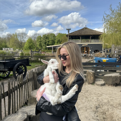 Maja zoekt een Huurwoning / Studio in Amsterdam