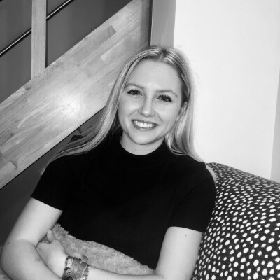 Elsa zoekt een Kamer / Appartement / Studio / Woonboot in Amsterdam