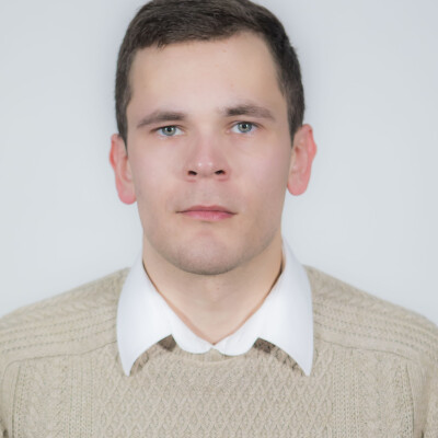 Kirill  zoekt een Kamer / Appartement / Huurwoning / Studio in Amsterdam