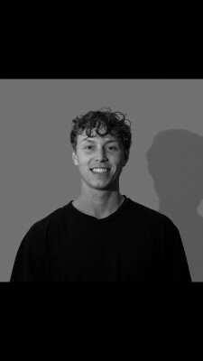 Noah zoekt een Kamer / Appartement / Huurwoning / Studio / Woonboot in Amsterdam