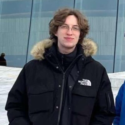 Alexander zoekt een Kamer / Appartement / Studio in Amsterdam