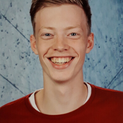 Harm zoekt een Kamer / Appartement / Huurwoning / Studio / Woonboot in Amsterdam