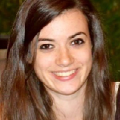 Clotilde  zoekt een Kamer / Appartement / Huurwoning / Studio / Woonboot in Amsterdam