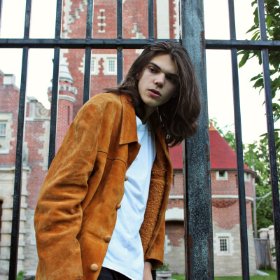 Fox zoekt een Kamer / Appartement / Huurwoning / Studio / Woonboot in Amsterdam