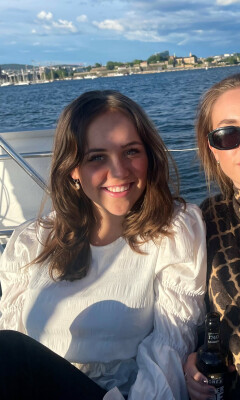 Ella Karin zoekt een Kamer / Appartement / Studio / Woonboot in Amsterdam